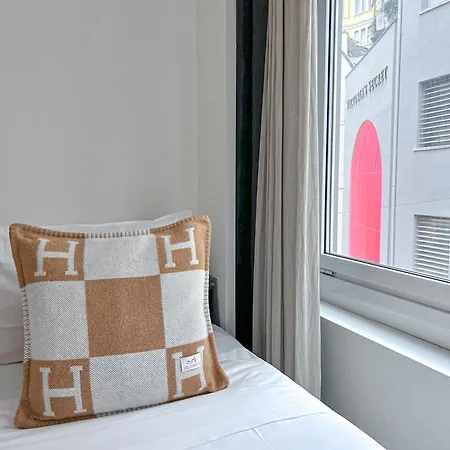 The Boutique Houses - Iconic Suite In Galleria Duomo With Private Parking Milan Exterior photo